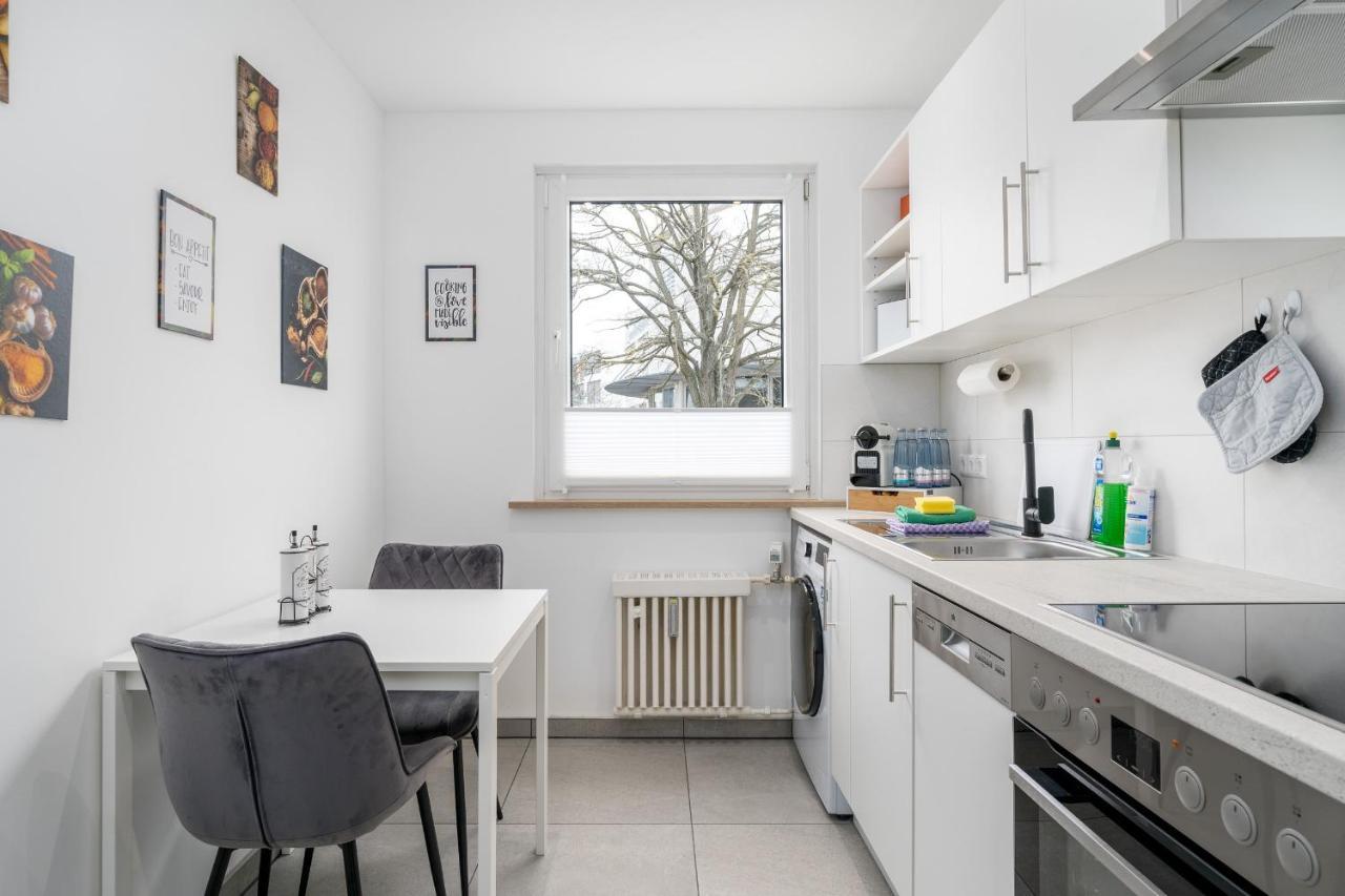 Free Living - Jungle Design Apartments, Zentrum, Parkplatz, Kueche, Wlan Wolfsburg Exterior photo